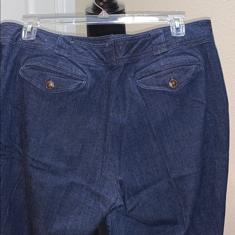 Jeans - Picture 7 of 8